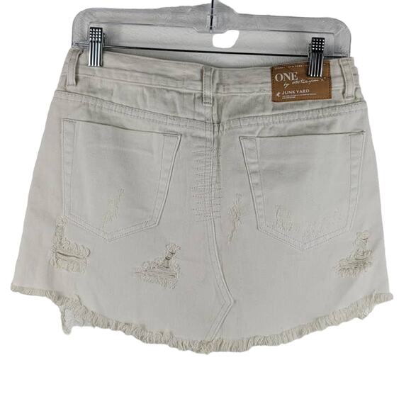 One By One Teaspoon Junk Yard White Turquoise Button Fly Frayed Hem Skirt 25 - Picture 2 of 9